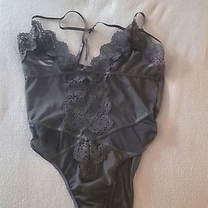 Size L black lingerie